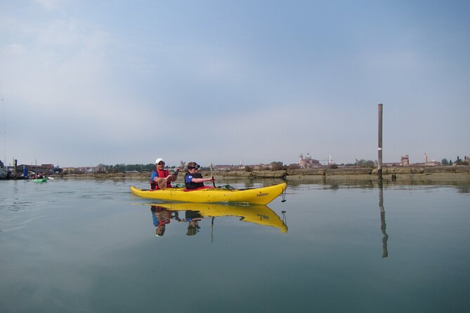 2 Hour Venice Canal Kayak Tour - Premium experience by day - The route heads toward the lagoon: a different Venice angle