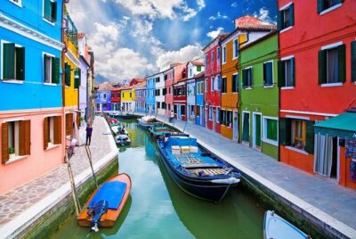 4 hours Private Boat Tour to Murano, Burano with local real guide - The lagoon transit: Sant Erasmo, salt marsh birds, and San Francesco del Deserto