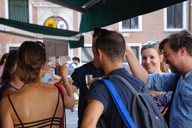 A Venetian Evening: Wine Tasting and Cicchetti with a Local Guide - Campo dei Frari: locals’ favorite wine bars and a second wave of tastings