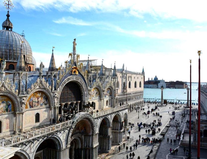 All-Inclusive Tour: Doge Palace, St Mark's Basilica & Square - Practical tips that make this tour feel smooth