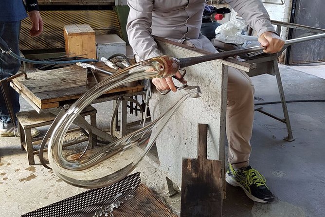Authentic Murano Glass Tour - The included soda drink and the real pace of a 2-hour visit