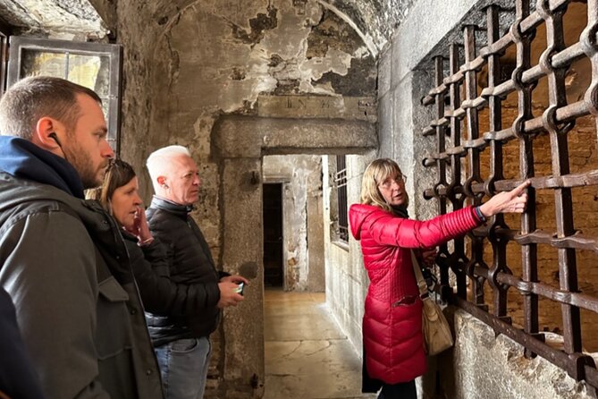 Best Of Venice: Saint Mark's Basilica, Doges Palace with Guide and Gondola Ride - Stop 1: St. Mark’s Basilica entry without the long queue headache