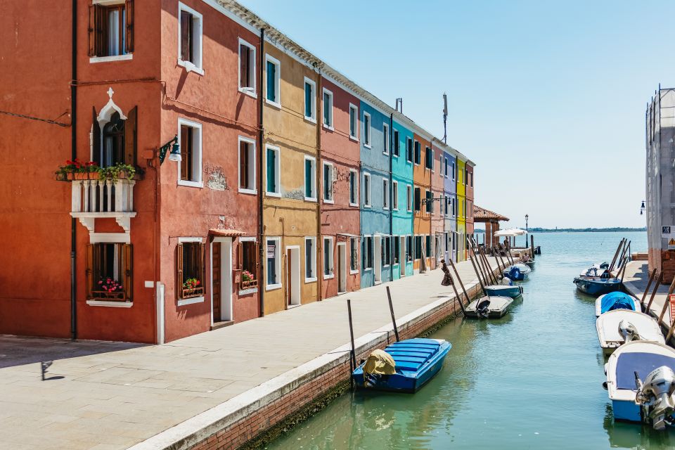 Boat Trip: Glimpse of Murano, Torcello & Burano Islands - Murano: Glass Blowing + a Quick Taste of the Island