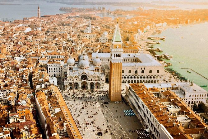 Byzantine Venice Walking Tour & Saint Mark's Basilica - Before you go: what to wear and how headsets actually help