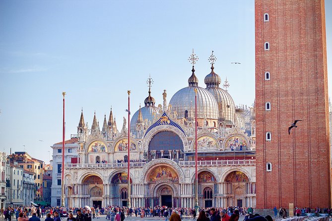 Byzantine Venice Walking Tour & Saint Mark's Basilica - Castello on foot: Campo Santa Maria Formosa and real Venice texture