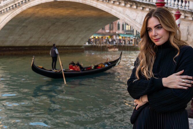 Cinematic Photoshoot in Venice: Capture Venice Hidden Gems - Palazzo Ducale: cinematic elegance against palace stone