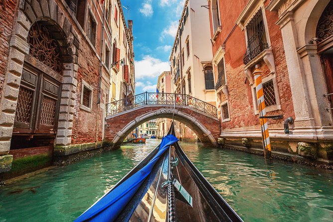 Classic 30-Minute Gondola Ride in Venice - Meeting at San Marco Giardinetti: how to avoid the usual stress
