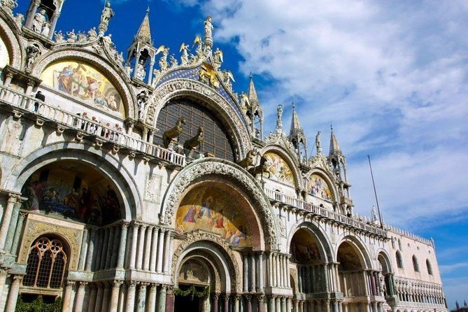 Doge's Palace & St. Mark's Basilica Tour - Piazza San Marco: The Square as Venice’s Main Room
