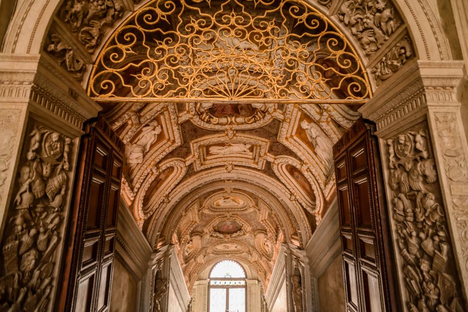 Doge's Palace & St. Mark's Basilica with Terrace Access Tour - What to bring and what to wear (so you don’t get stopped)
