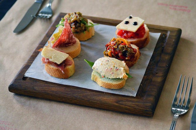 Eat Like a Local: Venice 3-Hour Small-Group Food Tasting Tour - How cicchetti and wine bars change your whole Venice meal plan