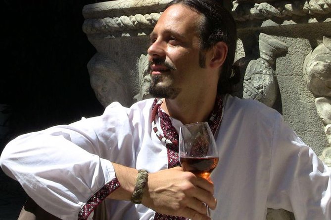 Experience A Traditional Sailor’s Supper In The Venetian Lagoon - The Moment You Walk In: Spritz, Chichetti, and a Host with Stories