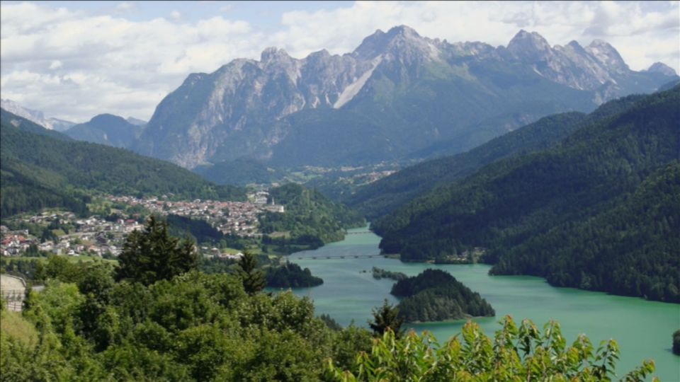From Venice: Dolomites, Lake Misurina, and Cortina Day Trip - Lake Misurina: The Best Time Slot for Walking and Views
