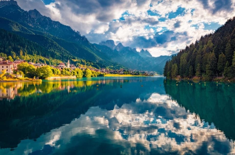 From Venice: Lakes of the Dolomites Tour - Lago di Auronzo: The First Big Photo Hit