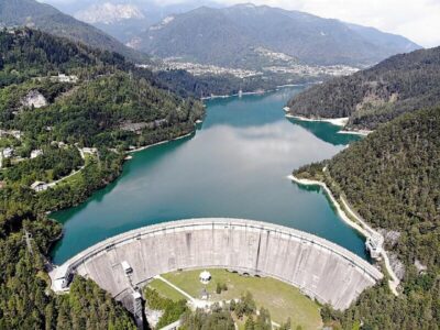 From Venice: Lakes of the Dolomites Tour - Pickup at Venice and the Rhythm of the Route