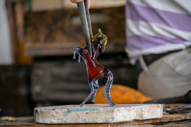 from Venice: Murano and Burano afternoon tour - Small-group feel vs. meeting-point chaos