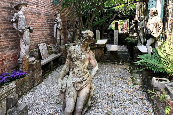 Full-day Boat Tour of Venice Islands from St Mark’s Square - Logistics That Can Make or Break the Day