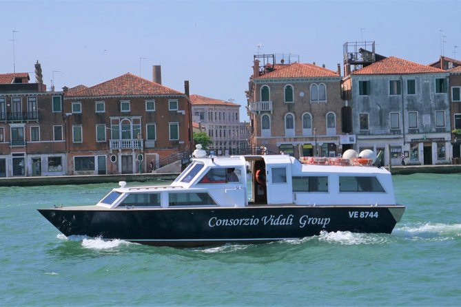 Full-Day Venice Lagoon Tour: Visit Murano, Burano and Torcello - Burano: where the colorful houses meet lacemaking