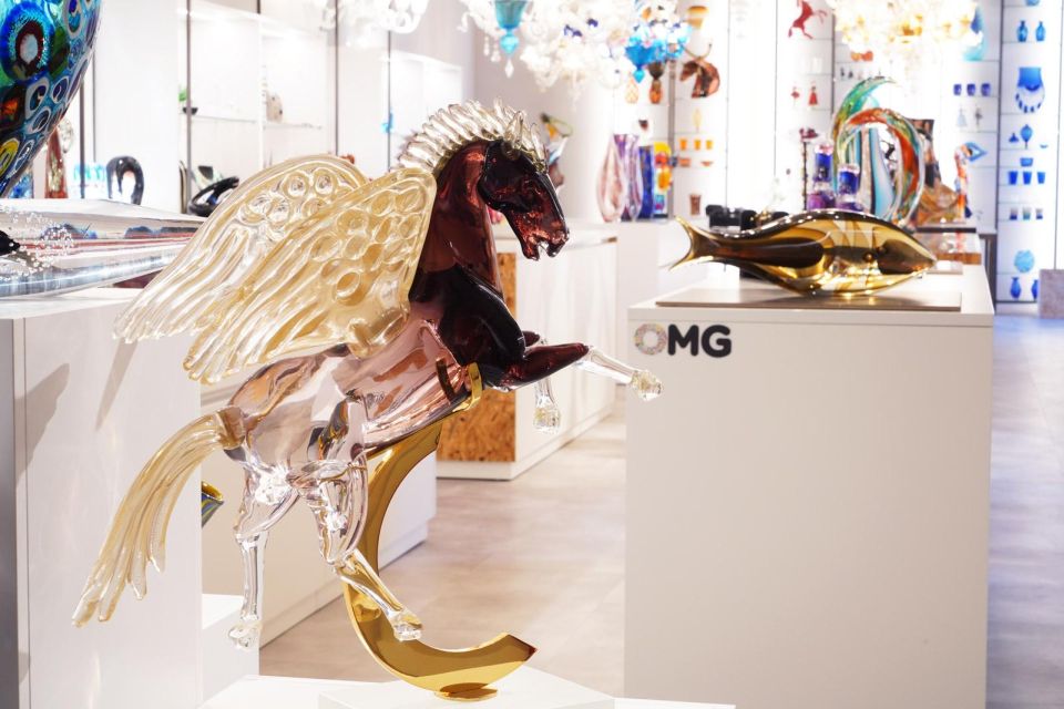 Glass Blowing Show Visit Murano Glass Factory & Showroom OMG - What You Should Expect for the Full 1-Day Plan