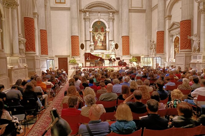 Interpreti Veneziani Ensemble Baroque Concert in Venice Ticket - English during the concert: what it means for you