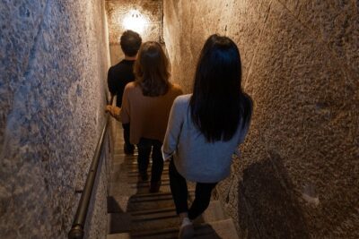 Lords of the Night Prisons Palace: Cells & Torture Tools Visit - Circolo Artistico and Palazzo Delle Prigioni: Your Best Move for a Smooth Arrival