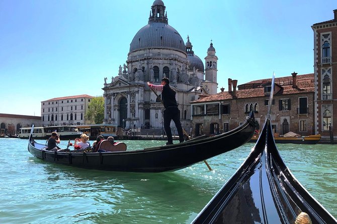 Morning Walking Tour of Venice with Gondola Ride - Starting point: where your morning begins in the calzada life