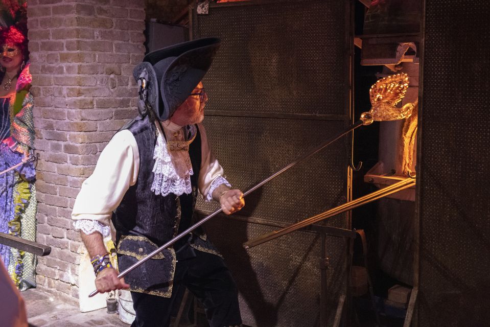 Murano: Glass Blowing Demonstration with Optional Drinks - Optional drinks and the don Giovanni bar