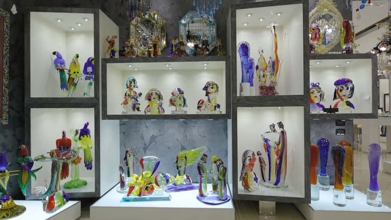 Murano: Glass Blowing Experience at Gino Mazzuccato Factory - Who this experience is best for