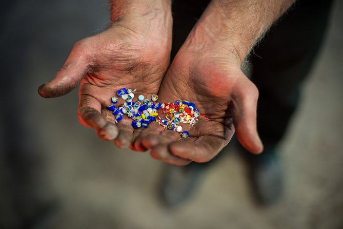 Murano Glass Experience With a Visit to a Burano Lace Island - Murano’s Craft Core: Santi Maria e Donato and the Colleoni Glassworks