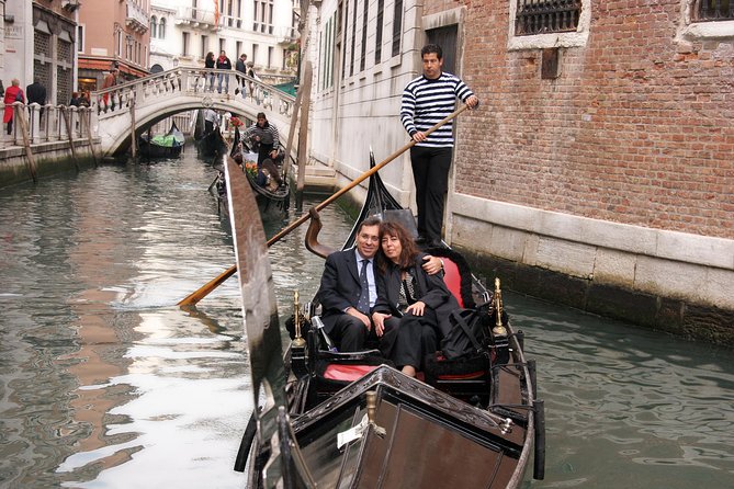 Private Crafted Gondola Ride on the Grand Canal - What private means on a 30-minute Grand Canal ride