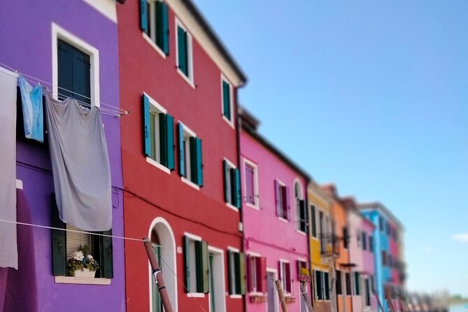 Private Excursion by Typical Venetian Motorboat to Murano, Burano and Torcello - Burano’s 1 Hour 15 Minutes: Lace, Colors, and Bussola Biscuits