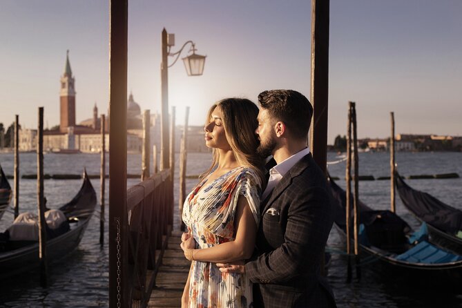 Private Gondola Ride and Photoshoot - Edited photos delivered online: what you get after the walk