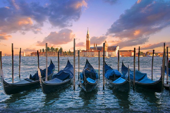 Private Tour: Venice Gondola Ride with Serenade - How the private serenade gondola really feels in Venice