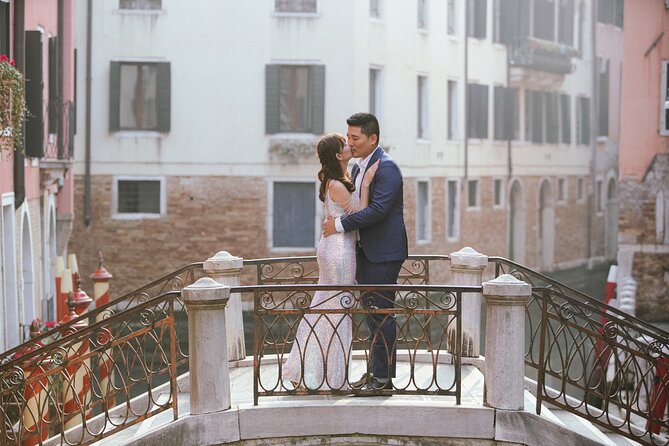 Professional Photoshoot in Venice - Rialto start: where your shoot gets its Venice energy