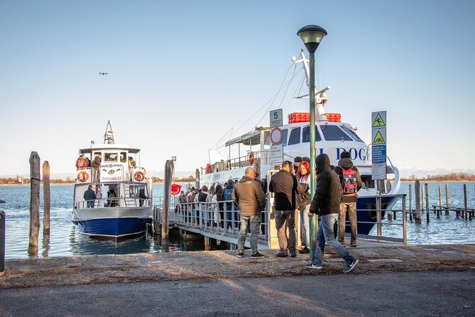 Punta Sabbioni to Venice Round-Trip Boat Ticket - Ticket exchange and finding the right pier: how to avoid the stress