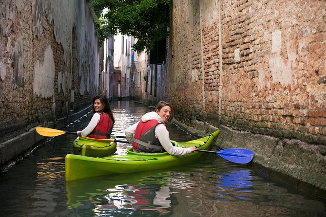 Real Venetian Kayak - Tour of Venice Canals with a Local Guide - Key points worth knowing before you book