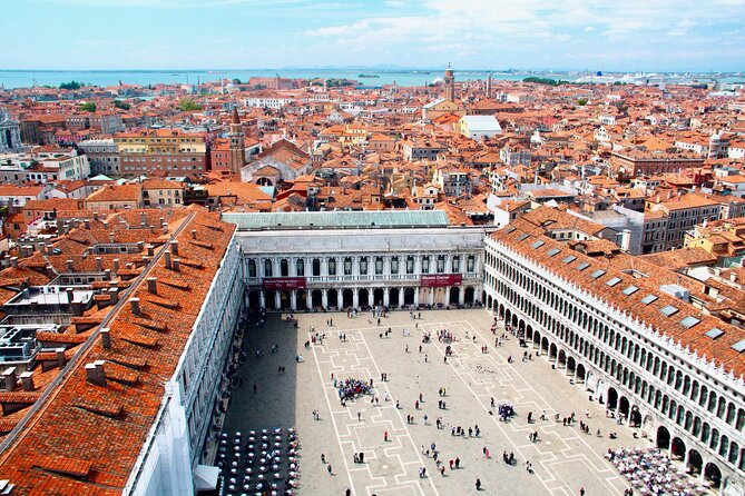 Saint Marks Basilica, Doge's Palace and Gondola tour in Venice - Piazza San Marco in 30 Minutes: The Map Before the Gold