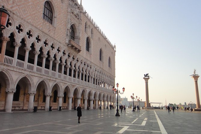 Saint Marks Basilica, Doge's Palace and Gondola tour in Venice - Finding TU.RI.VE. at Calle Larga de l’Ascension (and Staying On Time)