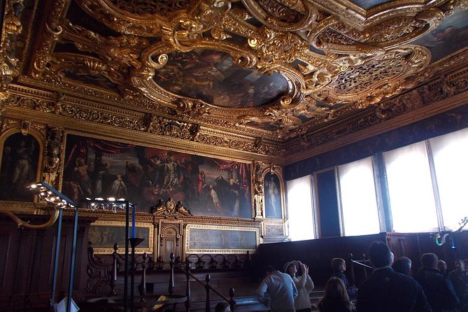 Skip the Line: Doge's Palace Guided Tour in Venice - Gilded staircases and the “walk-the-story” design