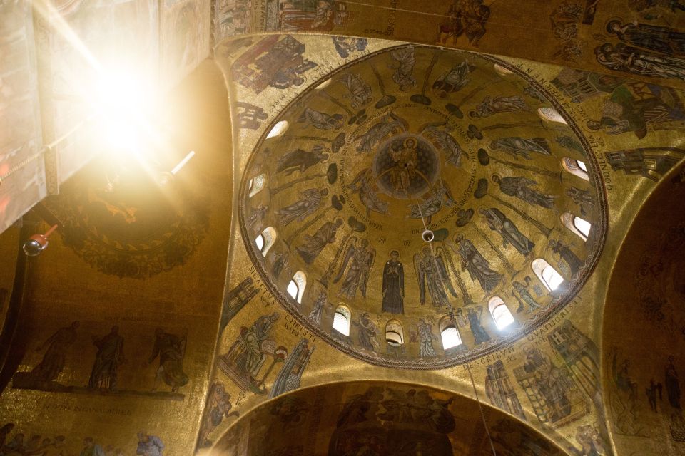 Skip the Line: St. Mark's Basilica Guided Tour - Pacing, meeting points, and why being on time is not optional