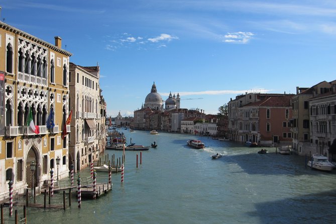 Small Group Venice Grand Canal Panoramic Tour - Seating Reality on a Water Taxi-Style Boat (And How to Get the Best Views)