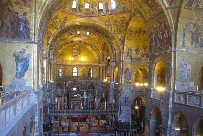 St. Mark's Cathedral Priority Guided Tour & History Gallery - Crowds, Timing, and When the App Becomes Your Weak Link