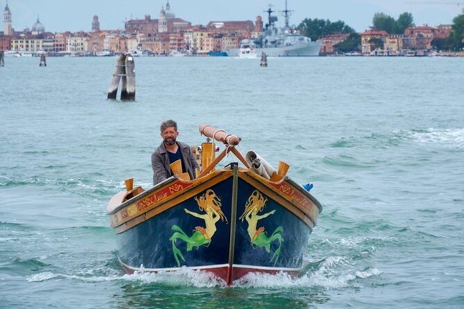 Sunset Traditional Boat Tour with Prosecco - How long is it really? Timing that follows the light