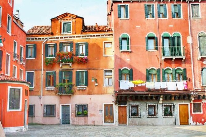 Tasty Street Food Tour of Venice City Center with Cicchetti & Local Specialties - Stop 4: The Final Tasting Segment and Art-Meal Connections