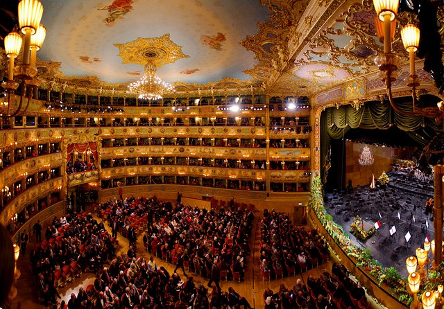 Teatro La Fenice Tour in Venice - When things don’t go perfectly: language mix and schedule surprises