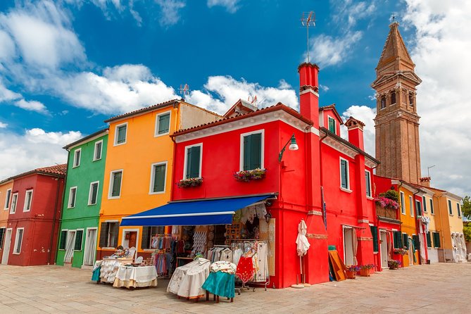 The Secret Corners of Burano - Burano itself: hundreds of colors, and fog-tested logic