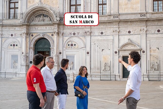 Unusual Venice Walking Tour through Rialto & Gondola Experience - Where this tour starts: St. Mark’s area and why meeting point matters