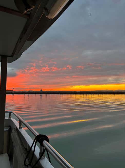 Venetian Lagoon Tour: Visit Murano, Burano and Torcello - Burano Time: Lace Shops, Painted Houses, and Easy Walking