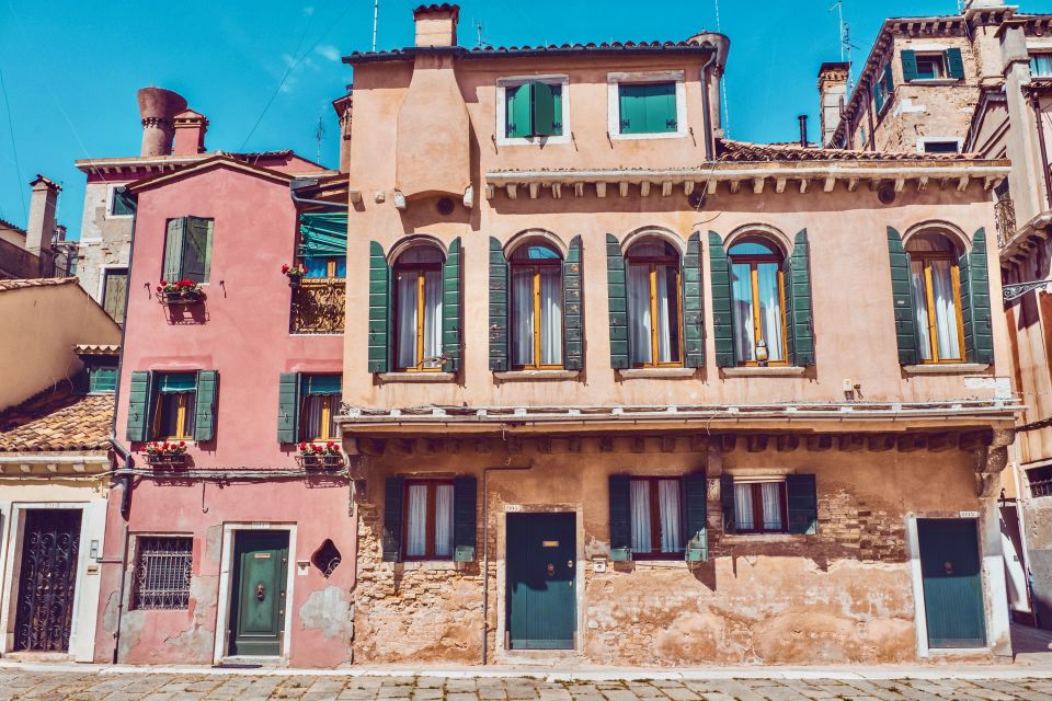 Venice: 1.5-Hour Walking Tour - Timing and movement: easy on paper, real on feet