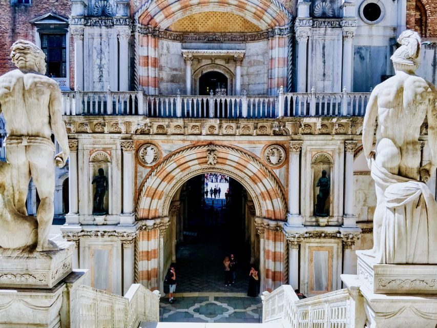 Venice: 1-Hour The Doge's Palace Tour - Admission value beyond the palace: museums included the same day