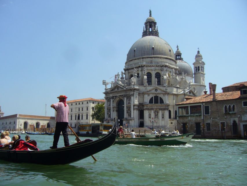Venice: 30 min Gondola Ride on the Grand Canal with Guide - Time on the water: how to avoid feeling short-changed
